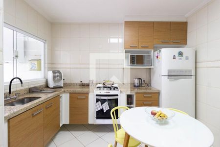 Casa de condomínio à venda com 160m², 3 quartos e 3 vagas Casa de condomínio à venda com 160m², 3 quartos e 3 vagasCozinha