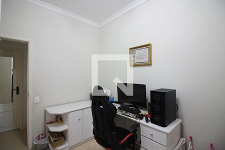 Apartamento à venda com 240m², 4 quartos e 3 vagasQuarto 4