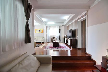 Apartamento à venda com 240m², 4 quartos e 3 vagasSala de TV