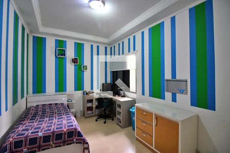 Apartamento à venda com 240m², 4 quartos e 3 vagasQuarto 2 - Suíte