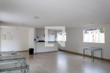 Apartamento para alugar com 44m², 2 quartos e 1 vaga Apartamento para alugar com 44m², 2 quartos e 1 vagaÁrea comum - Salão de festas