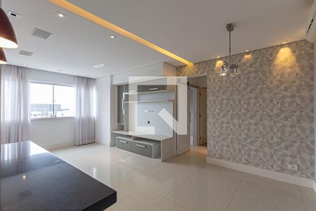 Sala de apartamento para alugar com 2 quartos, 90m² em Vila Gilda, Santo André