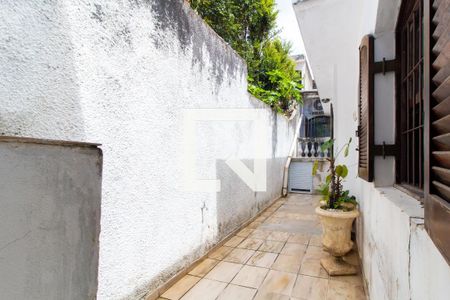 Casa à venda com 240m², 4 quartos e 2 vagas Casa à venda com 240m², 4 quartos e 2 vagasÁrea comum