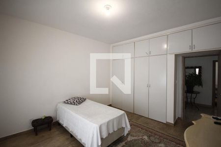 Casa à venda com 250m², 3 quartos e 4 vagasQuarto 1