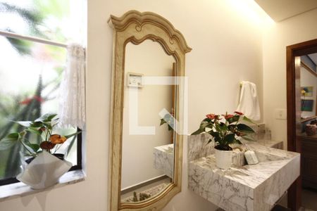 Casa à venda com 250m², 3 quartos e 4 vagasLavabo