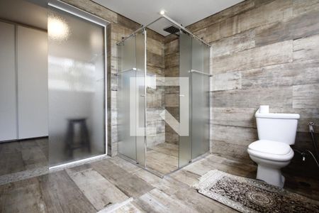 Casa à venda com 250m², 3 quartos e 4 vagasSuíte