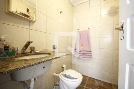 Casa à venda com 250m², 3 quartos e 4 vagasBanheiro de serviço