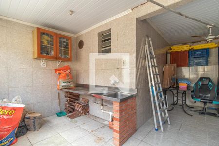 Casa à venda com 360m², 3 quartos e 2 vagasQuintal