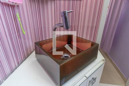 Casa à venda com 360m², 3 quartos e 2 vagasBanheiro 1