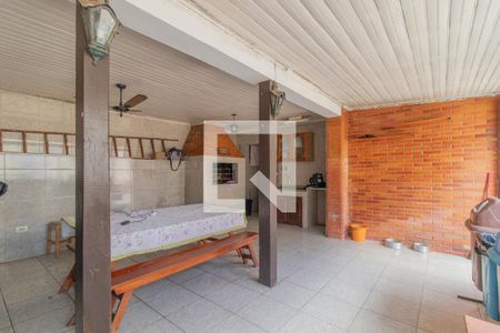 Casa à venda com 360m², 3 quartos e 2 vagasQuintal