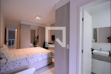 Casa à venda com 130m², 4 quartos e 2 vagas Casa à venda com 130m², 4 quartos e 2 vagasQuarto 3 - Suite