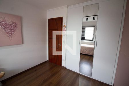 Apartamento à venda com 107m², 3 quartos e 2 vagasQuarto 2