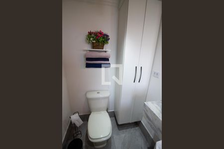 Apartamento à venda com 107m², 3 quartos e 2 vagasBanheiro da Suíte