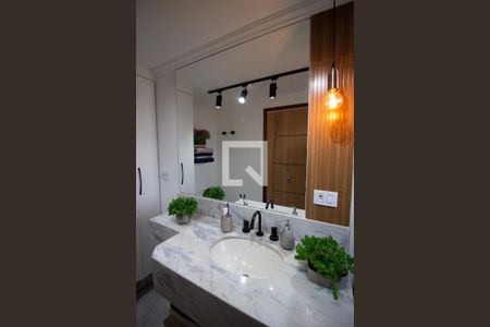 Apartamento à venda com 107m², 3 quartos e 2 vagasBanheiro da Suíte