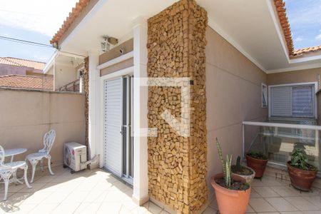 Casa à venda com 150m², 3 quartos e 3 vagasSacada quarto 1