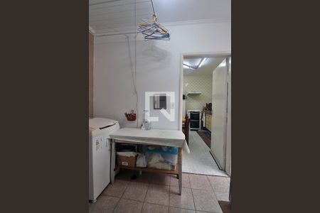 Casa à venda com 171m², 3 quartos e 2 vagasÁrea de Serviço