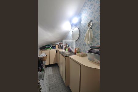 Casa à venda com 171m², 3 quartos e 2 vagasLavabo