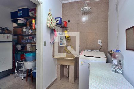 Casa à venda com 171m², 3 quartos e 2 vagasÁrea de Serviço