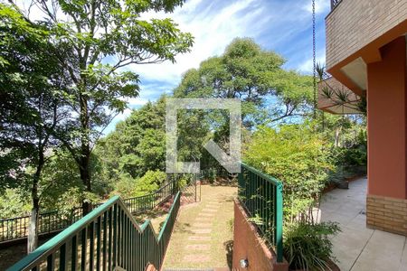 Casa de condomínio à venda com 1400m², 5 quartos e 6 vagasJardim