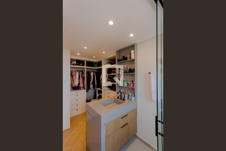 Apartamento à venda com 140m², 3 quartos e 2 vagas Apartamento à venda com 140m², 3 quartos e 2 vagasBanheiro da Suíte 2