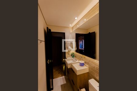 Apartamento à venda com 140m², 3 quartos e 2 vagas Apartamento à venda com 140m², 3 quartos e 2 vagasBanheiro