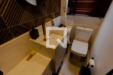 Apartamento à venda com 140m², 3 quartos e 2 vagas Apartamento à venda com 140m², 3 quartos e 2 vagasLavabo