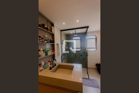 Apartamento à venda com 140m², 3 quartos e 2 vagas Apartamento à venda com 140m², 3 quartos e 2 vagasBanheiro da Suíte 2