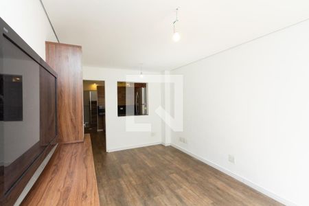 Sala de casa para alugar com 2 quartos, 80m² em Indianópolis, São Paulo