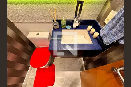 Apartamento à venda com 160m², 3 quartos e 3 vagas Apartamento à venda com 160m², 3 quartos e 3 vagasLavabo