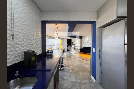 Apartamento à venda com 160m², 3 quartos e 3 vagas Apartamento à venda com 160m², 3 quartos e 3 vagasCozinha