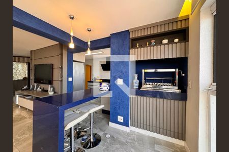 Apartamento à venda com 160m², 3 quartos e 3 vagas Apartamento à venda com 160m², 3 quartos e 3 vagasVaranda gourmet