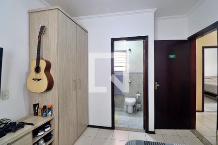 Casa à venda com 140m², 3 quartos e 3 vagasSuíte 3