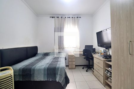 Casa à venda com 140m², 3 quartos e 3 vagasSuíte 3