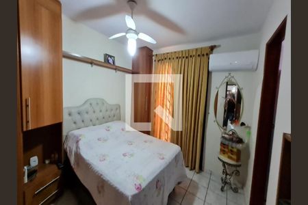 Casa de condomínio à venda com 167m², 3 quartos e 2 vagas