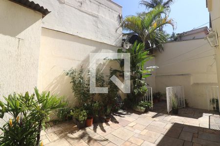 Casa à venda com 277m², 4 quartos e 5 vagasQuintal 