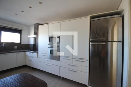 Apartamento para alugar com 280m², 3 quartos e 3 vagasCozinha