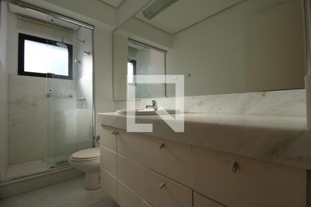 Apartamento para alugar com 280m², 3 quartos e 3 vagasBanheiro 1