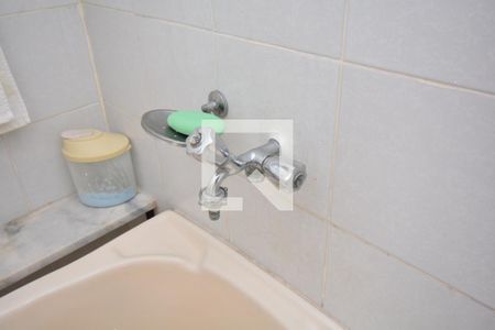 Casa à venda com 77m², 2 quartos e 1 vagaÁrea de Serviço