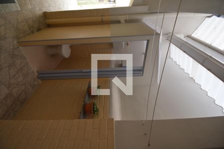Casa à venda com 77m², 2 quartos e 1 vagaBanheiro de Serviço
