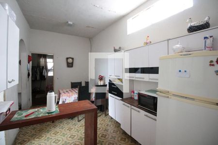 Casa à venda com 360m², 6 quartos e 1 vagaCasa 3 - Cozinha