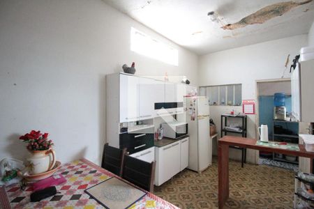 Casa à venda com 360m², 6 quartos e 1 vagaCasa 3 - Cozinha