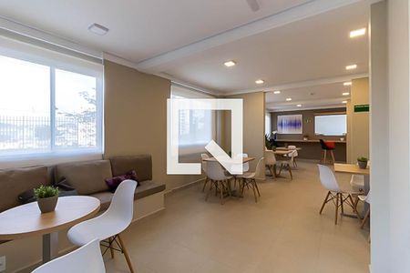 Studio à venda com 32m², 2 quartos e sem vaga Studio à venda com 32m², 2 quartos e sem vagaSalão de Festas