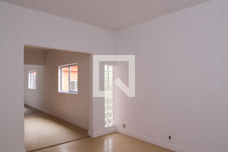 Casa à venda com 180m², 4 quartos e 7 vagas Casa à venda com 180m², 4 quartos e 7 vagasSala 3 (2º Andar)