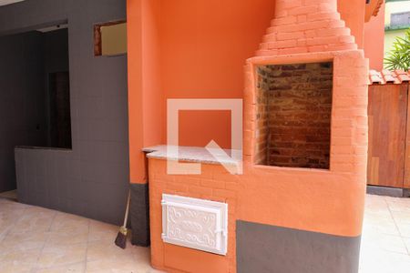 Casa à venda com 180m², 4 quartos e 7 vagas Casa à venda com 180m², 4 quartos e 7 vagasVaranda Gourmet / Churrasqueira (1º Andar)