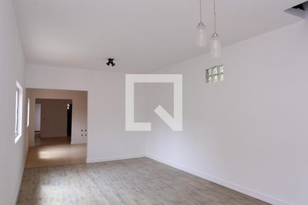 Casa à venda com 180m², 4 quartos e 7 vagas Casa à venda com 180m², 4 quartos e 7 vagasSala 1 (2º Andar)