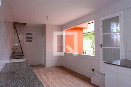 Casa à venda com 180m², 4 quartos e 7 vagas Casa à venda com 180m², 4 quartos e 7 vagasVaranda Gourmet (2º Andar)