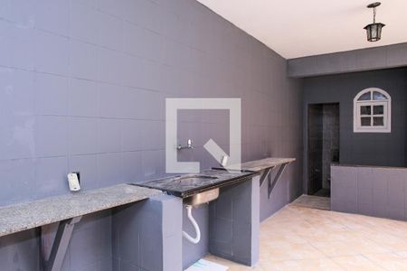 Casa à venda com 180m², 4 quartos e 7 vagas Casa à venda com 180m², 4 quartos e 7 vagasVaranda Gourmet (1º Andar)