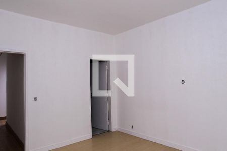 Casa à venda com 180m², 4 quartos e 7 vagas Casa à venda com 180m², 4 quartos e 7 vagasSala 3 (2º Andar)