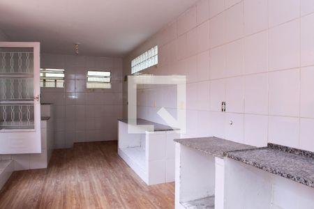 Casa à venda com 180m², 4 quartos e 7 vagas Casa à venda com 180m², 4 quartos e 7 vagasVaranda Gourmet (2º Andar)