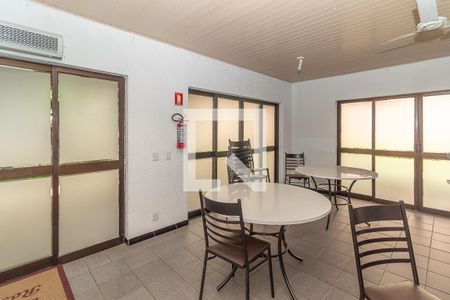 Apartamento à venda com 70m², 3 quartos e 1 vaga Apartamento à venda com 70m², 3 quartos e 1 vagaÁrea comum - Salão de festas